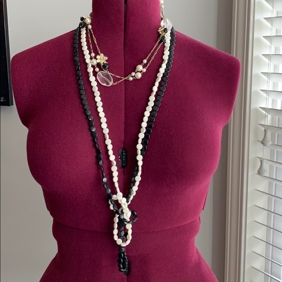 Black and white long Necklace bundle - Picture 1 of 5